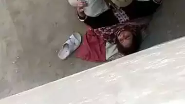 Sasur bahu xxx spy clip from Rajasthan