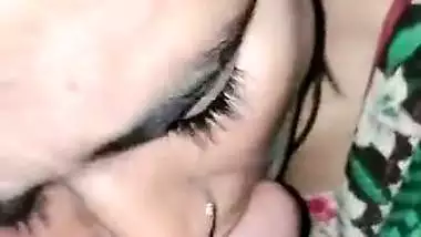 Paki bhabhi nervous blowjob to lover big dick viral MMS