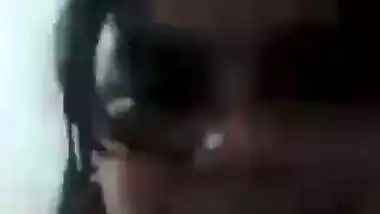 Horny girl shows boobs on video call to lover viral MMS