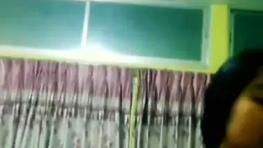 Naked Indian selfie show MMS