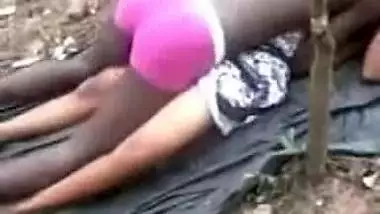 Young Indian lovers caught fucking red-handed