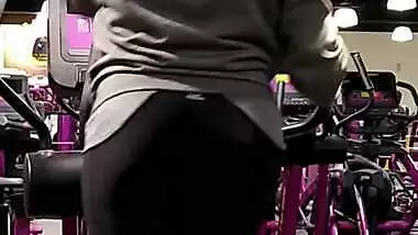 Big fat phat Indian booty at the gym legging spandex