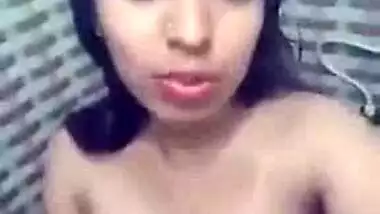 Mumbai College girl taking a selfie video of her hot body