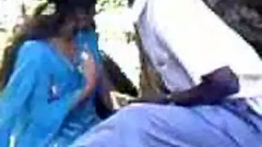 Indian cocksucking in park