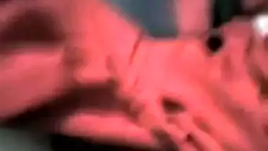 Guy lifts his GF’s salwar and fucks her cunt in dehati sex