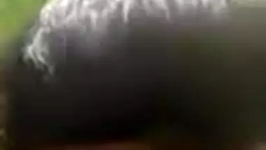 Desi village girl fucking outdoor in field