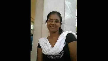 Aunty good
