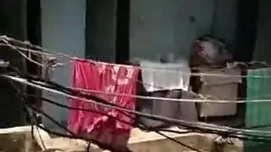 Aunty washing pussy removing red panty