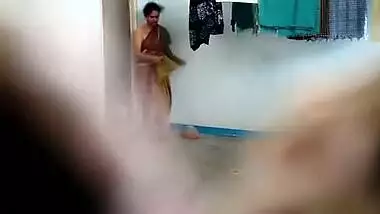Mallu bhabhiecretly filmed afterhower changing