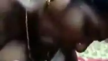 Mature Tamil aunty sucking dick of neighbor for money