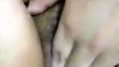 Desi aunty show her big boob and fingering pussy selfie cam video