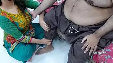 Indian My Step Daughter Doing My Foot Massage While I Holding Her Boobs Gone Sexual With Very Hot Dirty Clear Hindi Audio