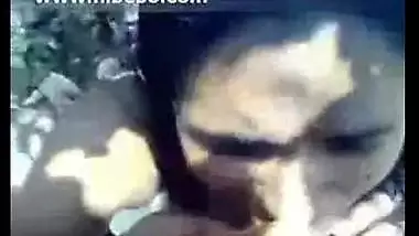 Refusing to suck cock outdoors