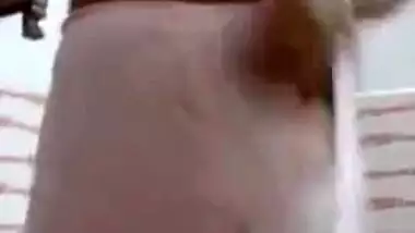 Bhabhi housewife stripping for lover