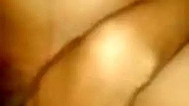 Desi girl fingering pussy