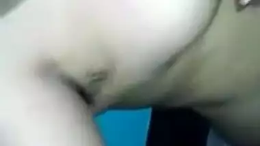Desi is kind to flash her XXX titties and play with them in sex video