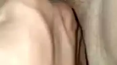 Close-up video of the man making Indian wife horny using fingers