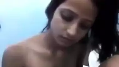 Desi girlfriend home sex with her bf MMS episode