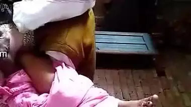 Today Exclusive- Tharki Sasur Nea Appni Bahuai Ko Chod Dala