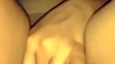 Beautiful Shaved Pussy Kashmiri Girl Part 1