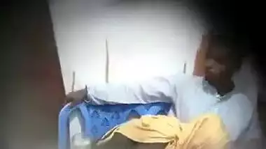 Young desi lovers ki restaurant blowjob sex