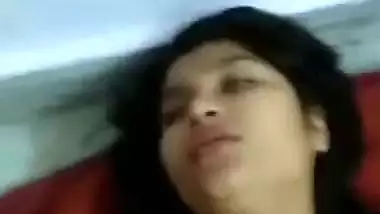 BF fucks his sexy GF’s tight, shaved pussy