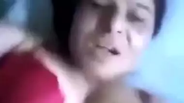 Hot aunty mastubuting with hindi audio