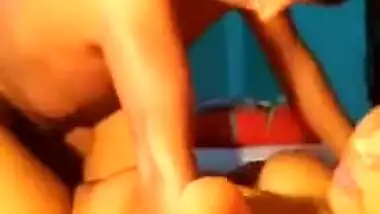 Real MMS video of Desi couple having XXX chudai in front of cam