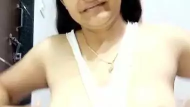 SEXY BABE NUDE SHOW