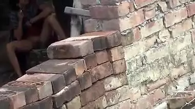 Desi Village Girl Showing Pussy to neighbor