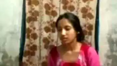 Bangladeshi shy Desi XXX girl undresses and shows her boobs and pussy