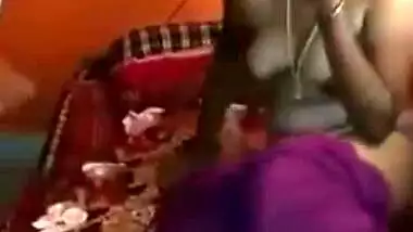 Desi Mature Bhabhi Sex With Neighbor